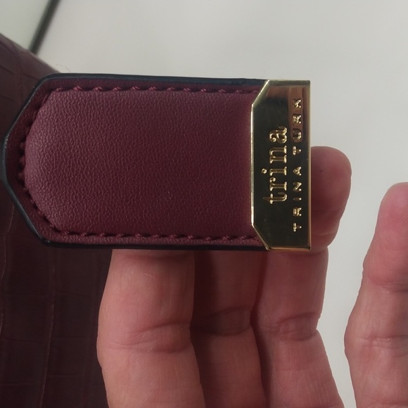 TRINA TURK BURGUNDY EMBOSSED TOTE OR SHOULDER BAG - Picture 3 of 12